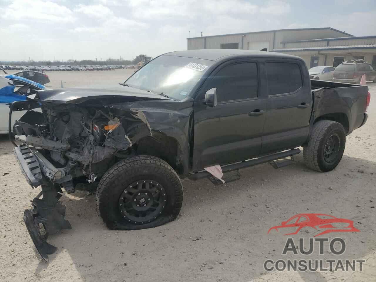 TOYOTA TACOMA 2018 - 5TFCZ5AN9JX156458