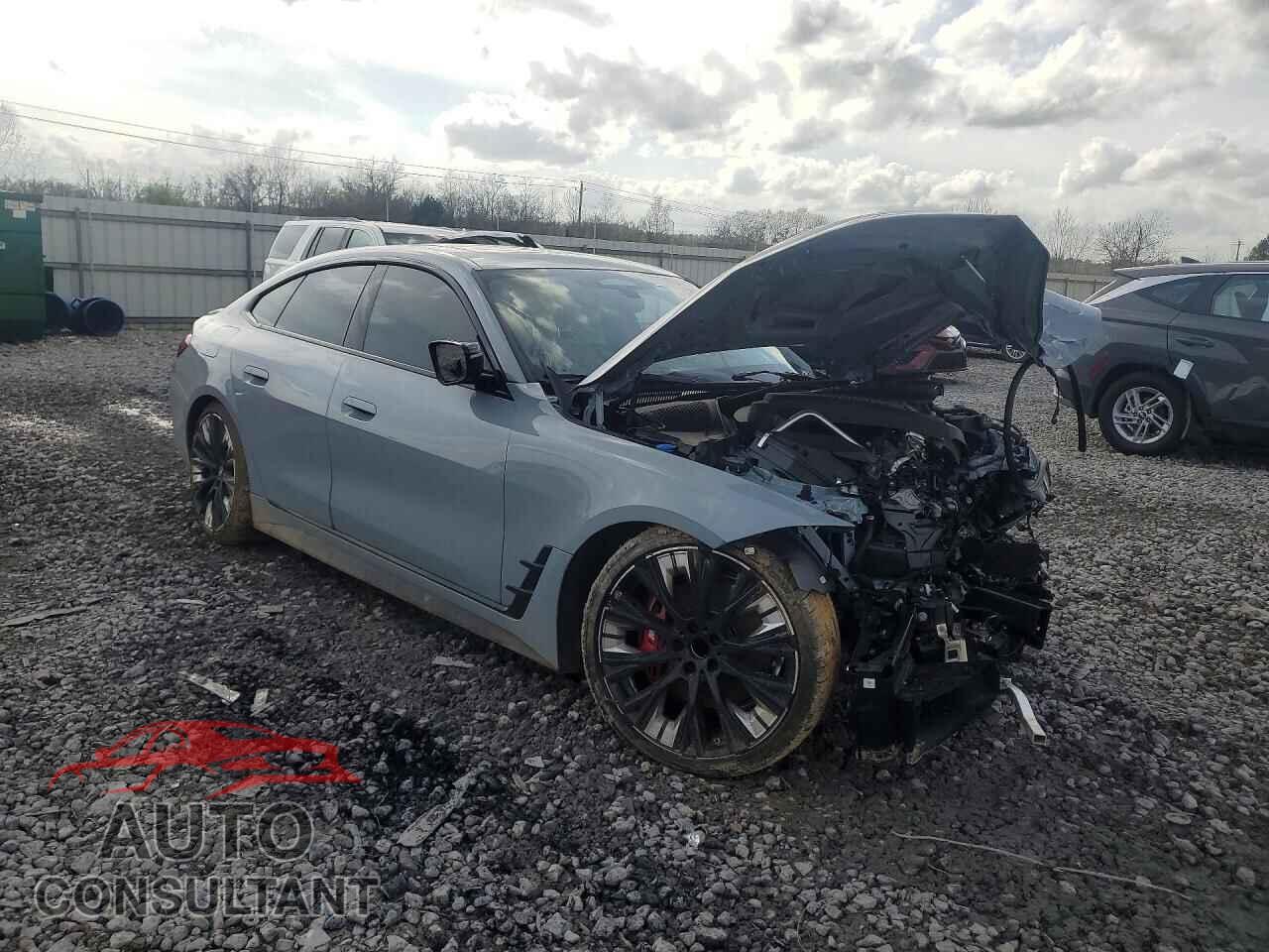 BMW M4 2025 - WBA53FB00SFU92944