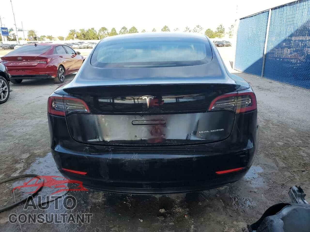 TESLA MODEL 3 2018 - 5YJ3E1EBXJF121524