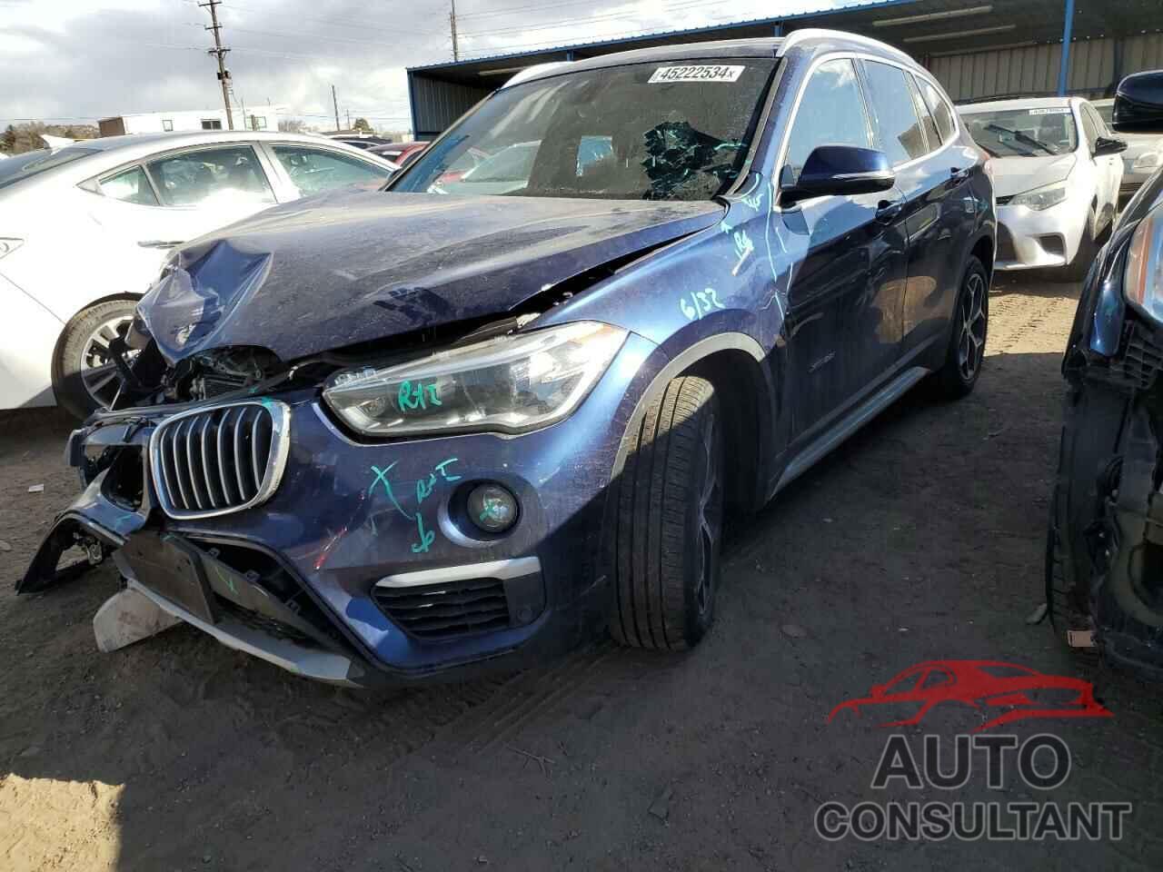 BMW X1 2016 - WBXHT3C3XGP880419