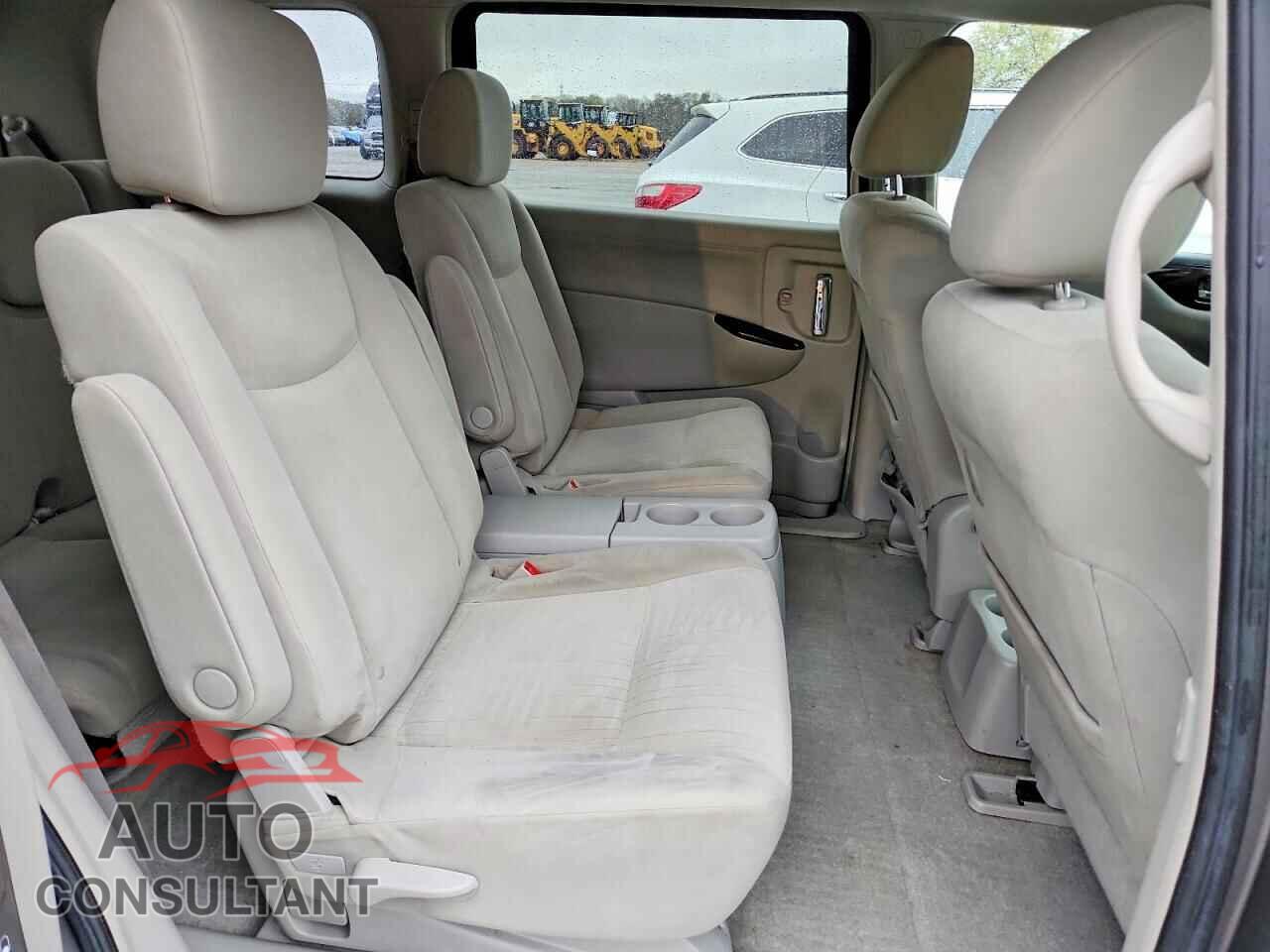 NISSAN QUEST 2011 - JN8AE2KP3B9008155