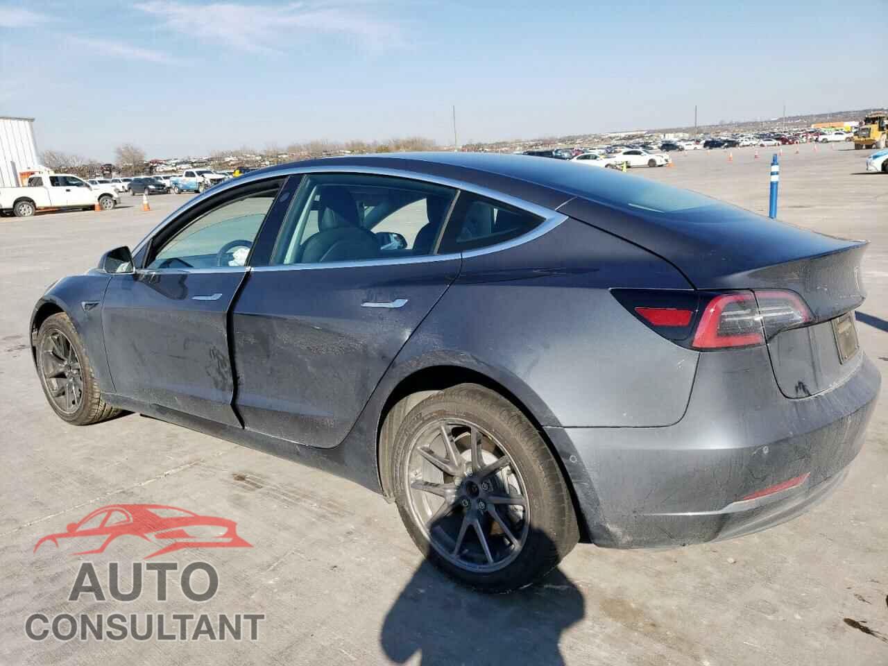 TESLA MODEL 3 2020 - 5YJ3E1EA0LF658090