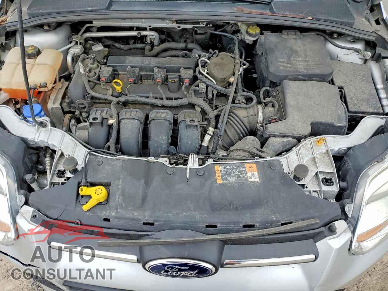 FORD FOCUS 2014 - 1FADP3F20EL449357