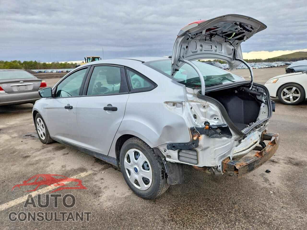 FORD FOCUS 2013 - 1FADP3E20DL314475