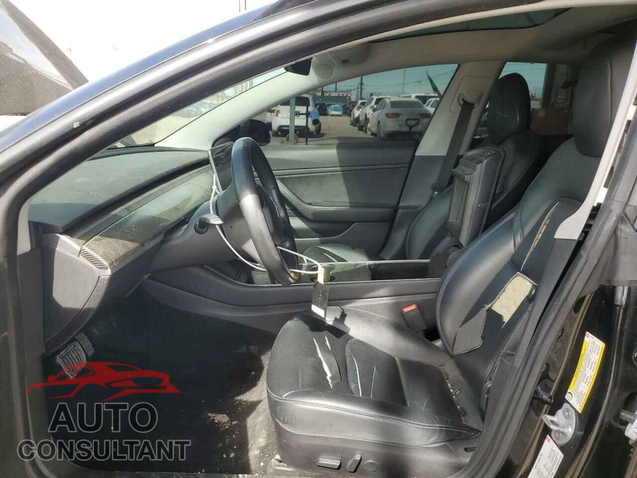 TESLA MODEL 3 2018 - 5YJ3E1EA5JF172355