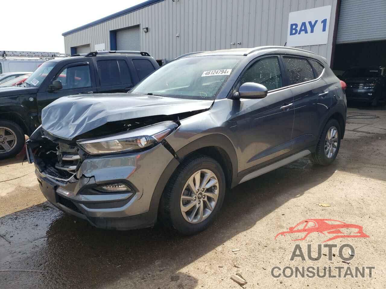 HYUNDAI TUCSON 2017 - KM8J3CA40HU417455