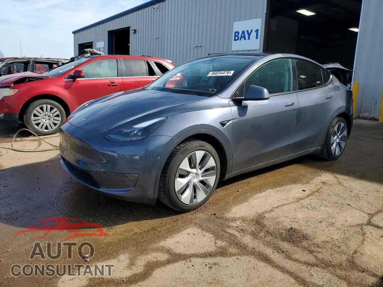 TESLA MODEL Y 2023 - 7SAYGAEE9PF594272