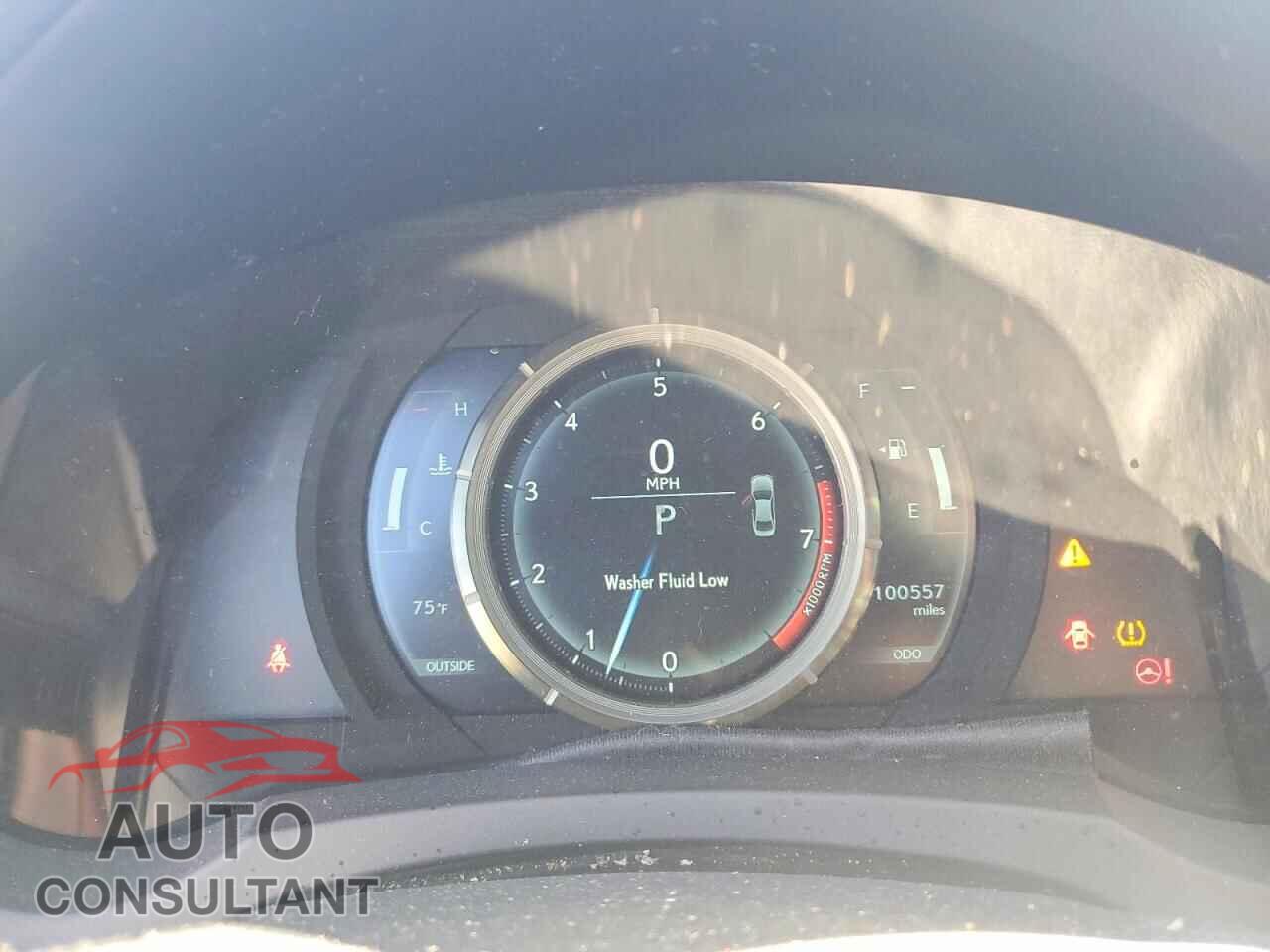 LEXUS IS 2015 - JTHBF1D29F5043951