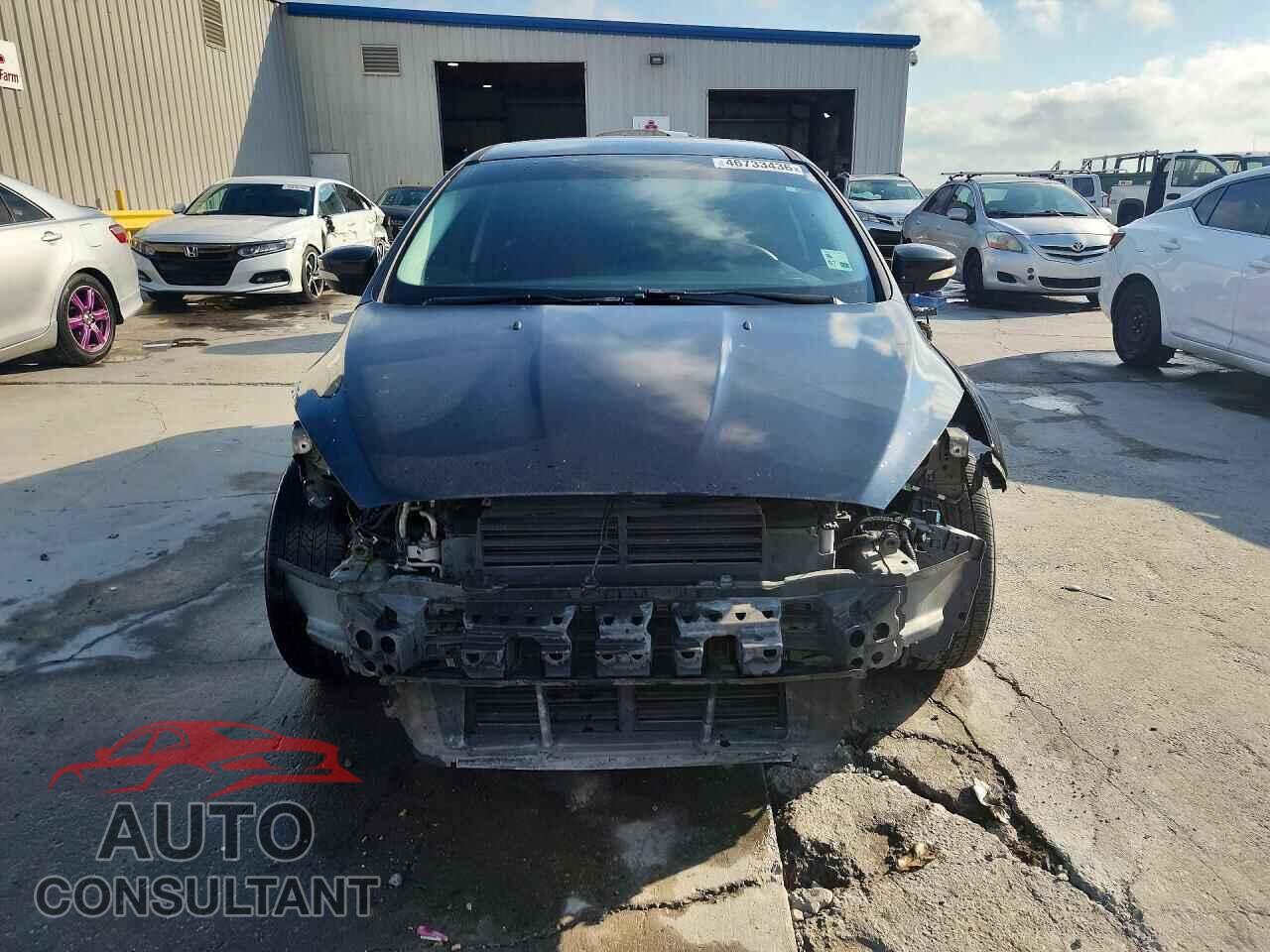 FORD FOCUS 2015 - 1FADP3F22FL340920