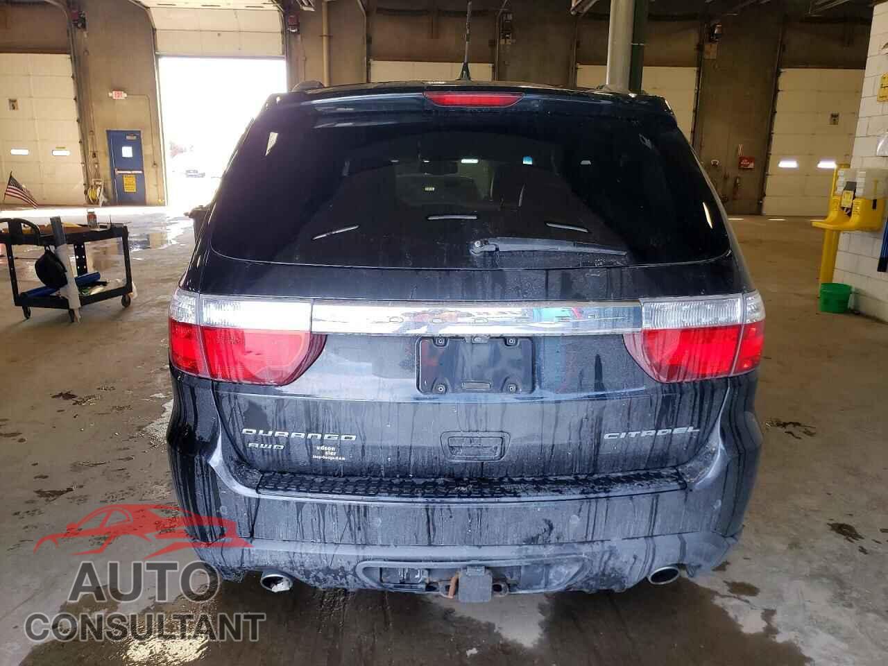 DODGE DURANGO 2013 - 1C4SDJET3DC637796