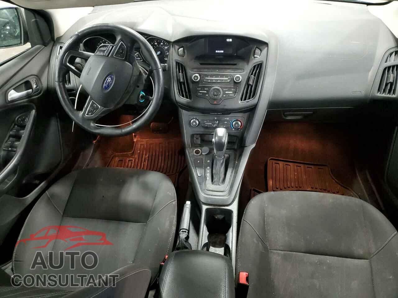 FORD FOCUS 2016 - 1FADP3F23GL405453