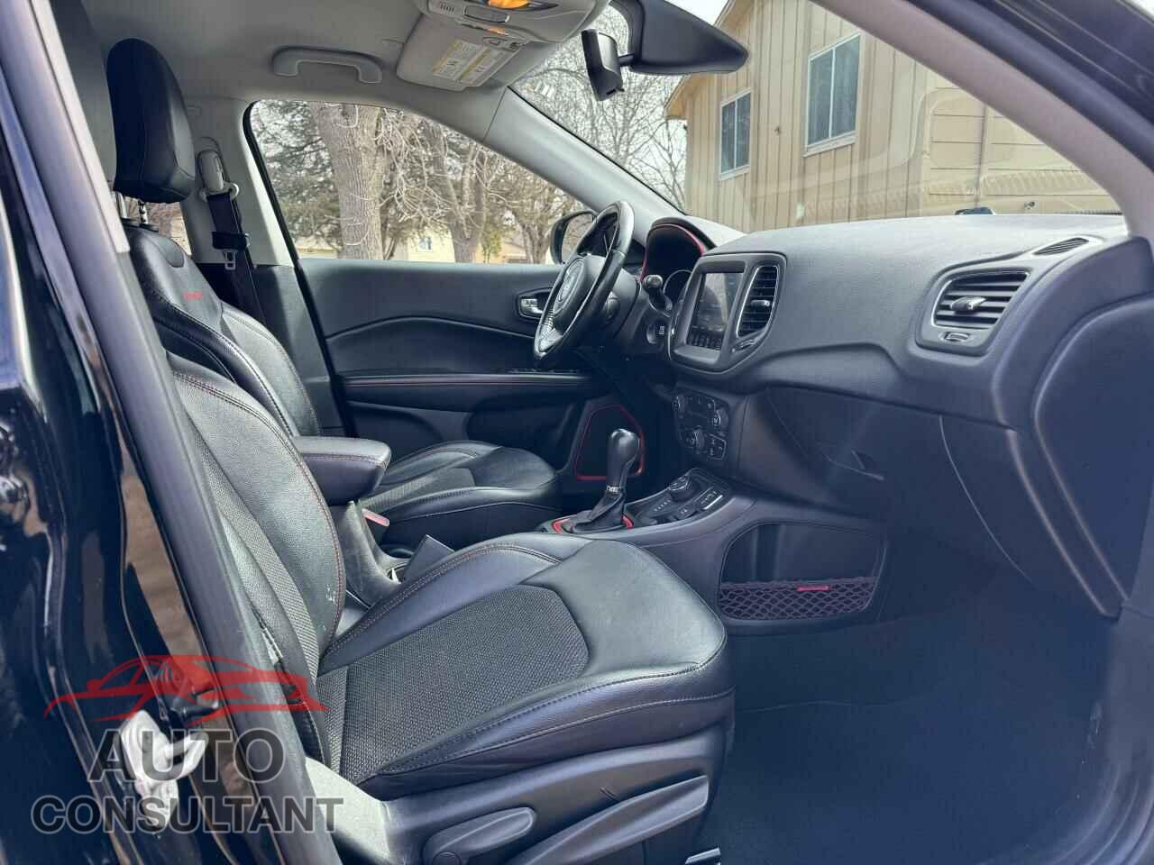 JEEP COMPASS 2020 - 3C4NJDDB5LT214799