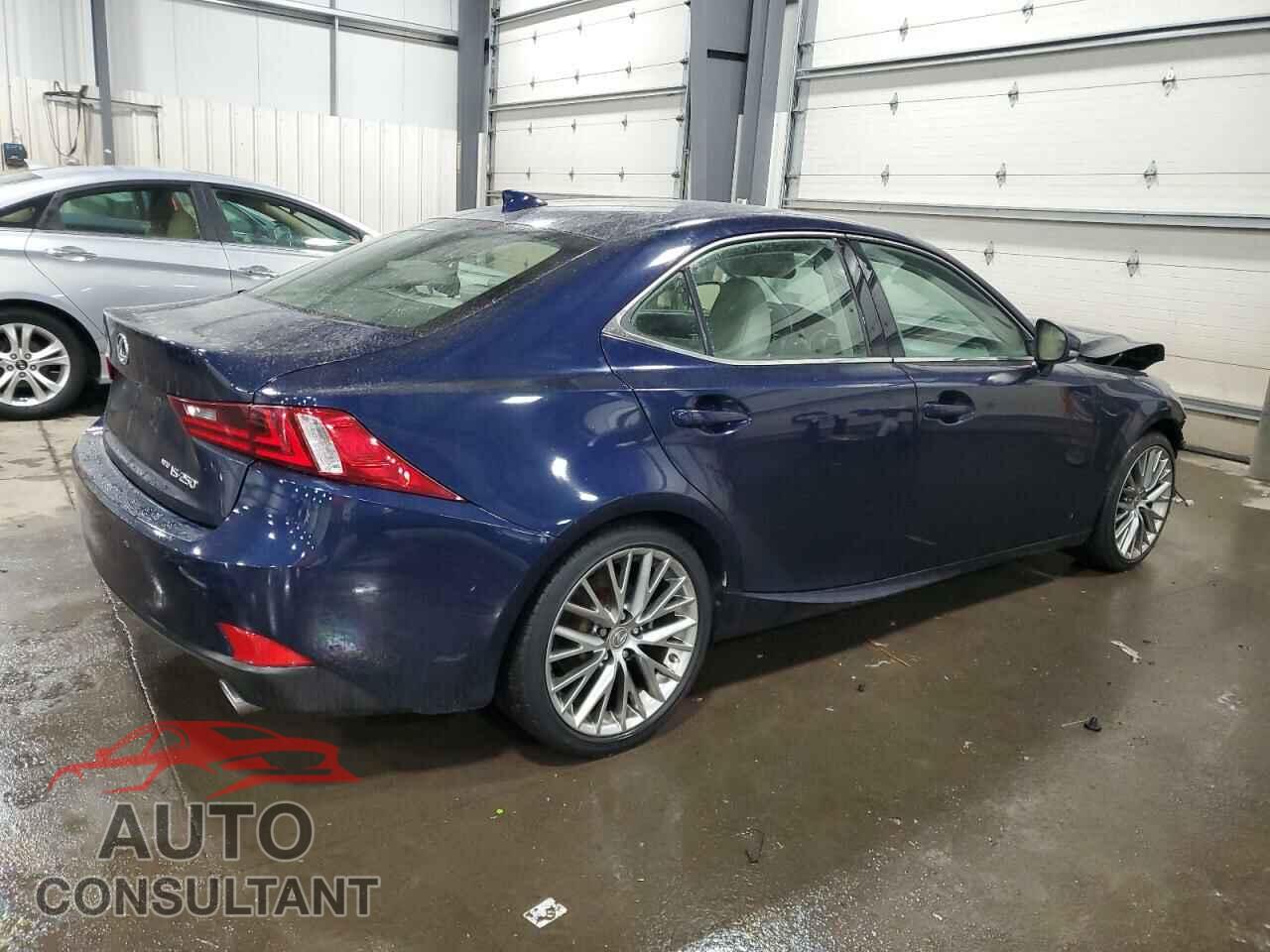LEXUS IS 2015 - JTHCF1D22F5018314