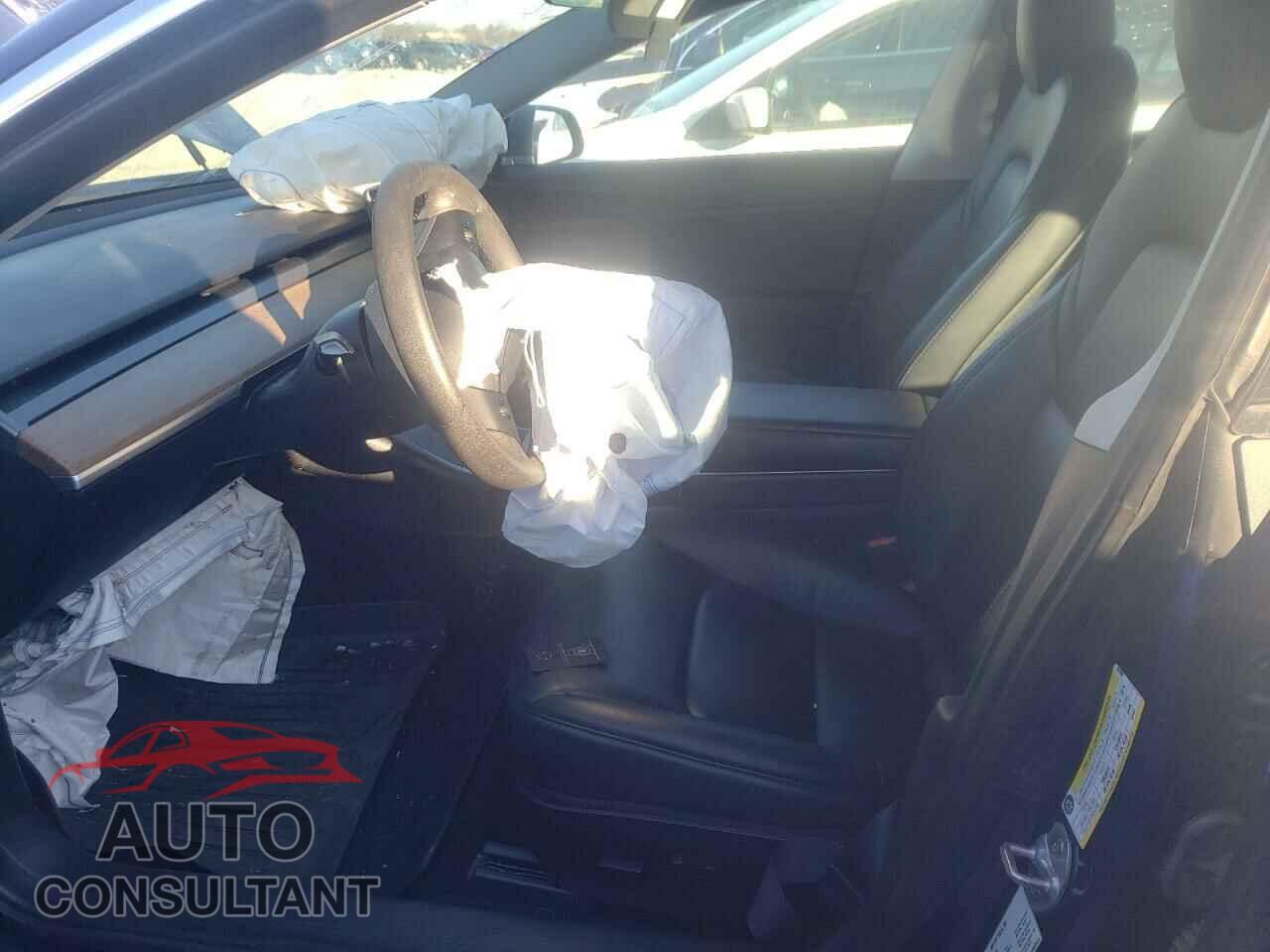 TESLA MODEL 3 2020 - 5YJ3E1EB6LF667000