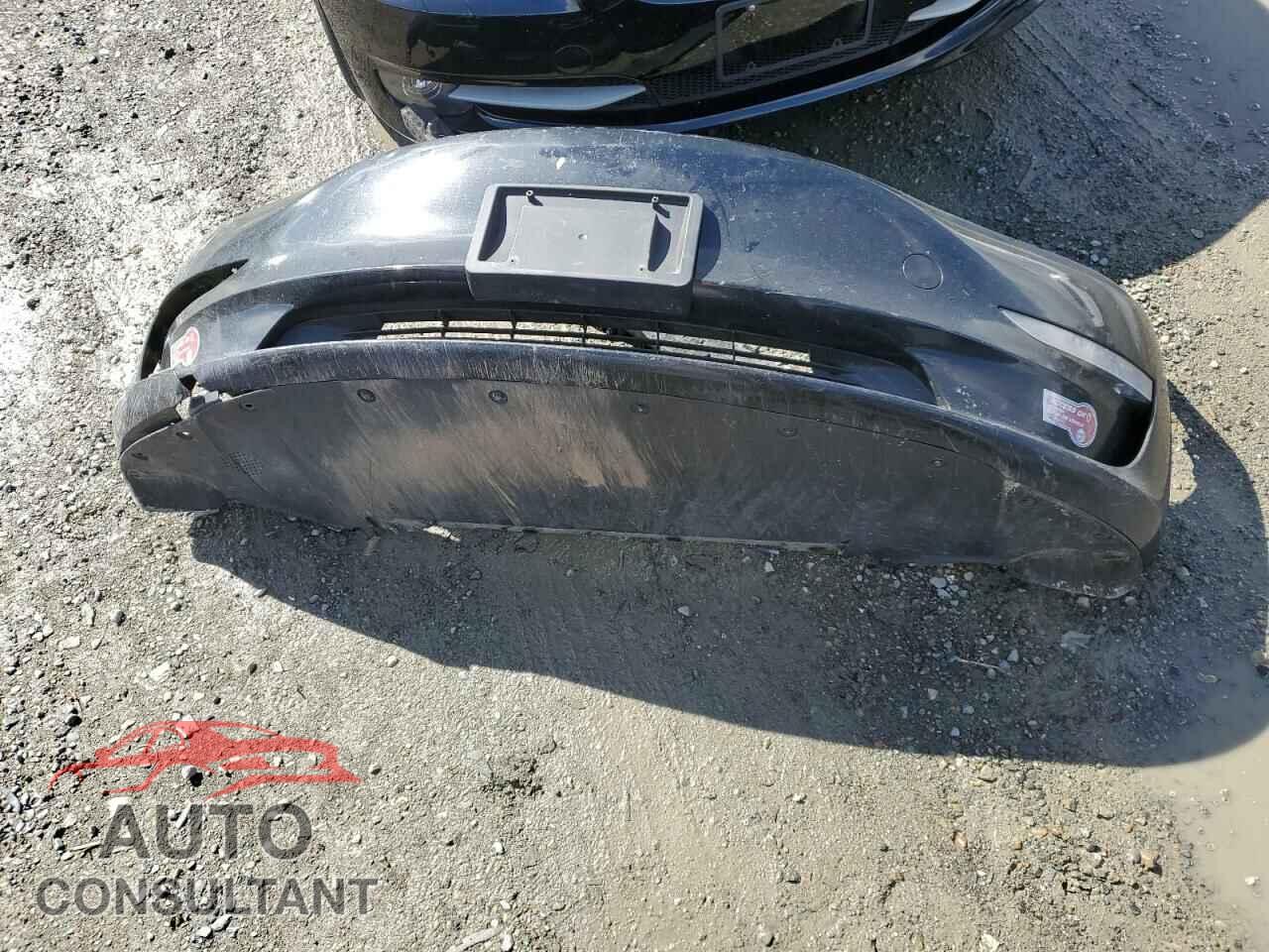 TESLA MODEL 3 2019 - 5YJ3E1EB3KF208747