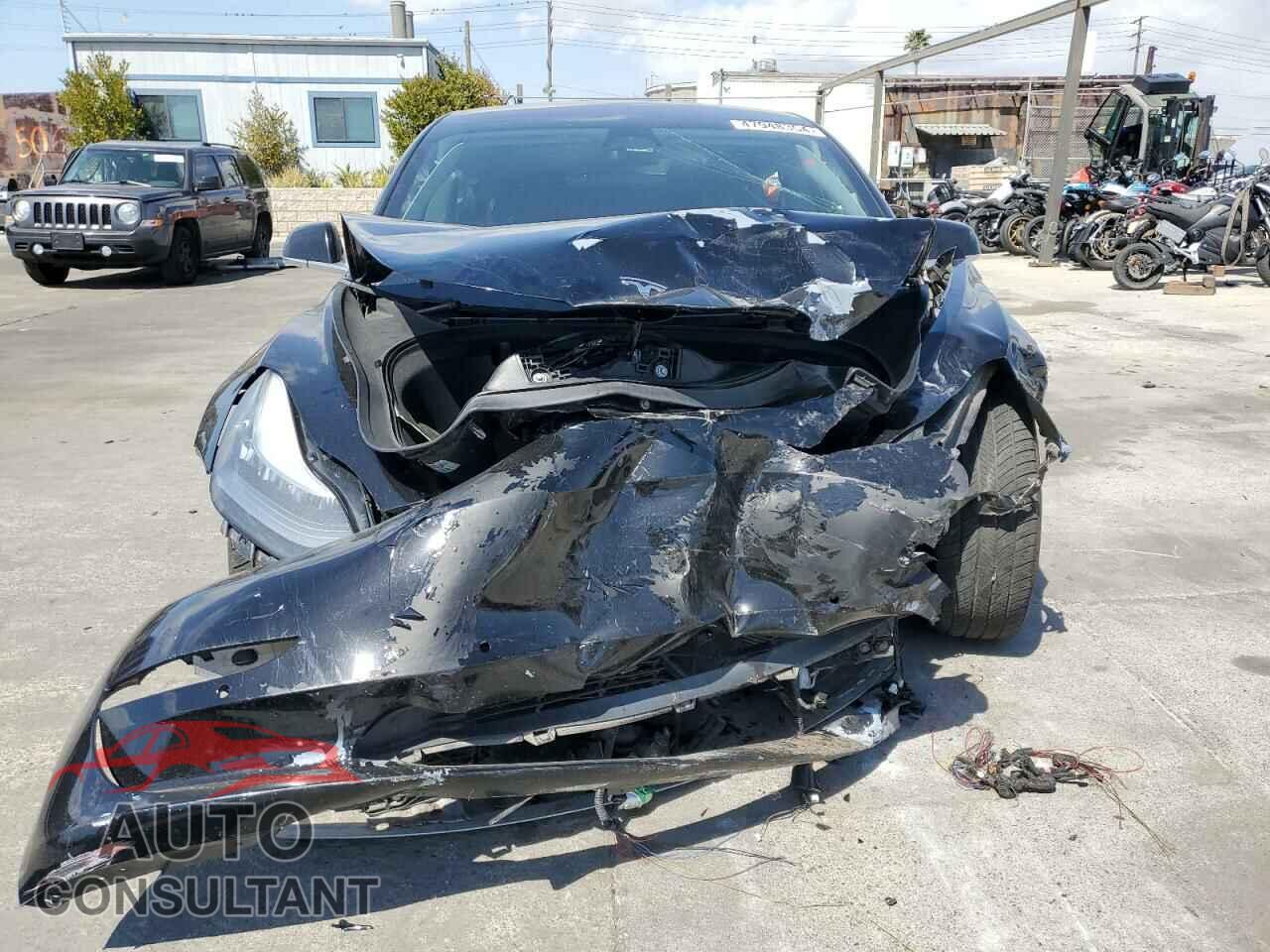 TESLA MODEL 3 2018 - 5YJ3E1EB2JF127849