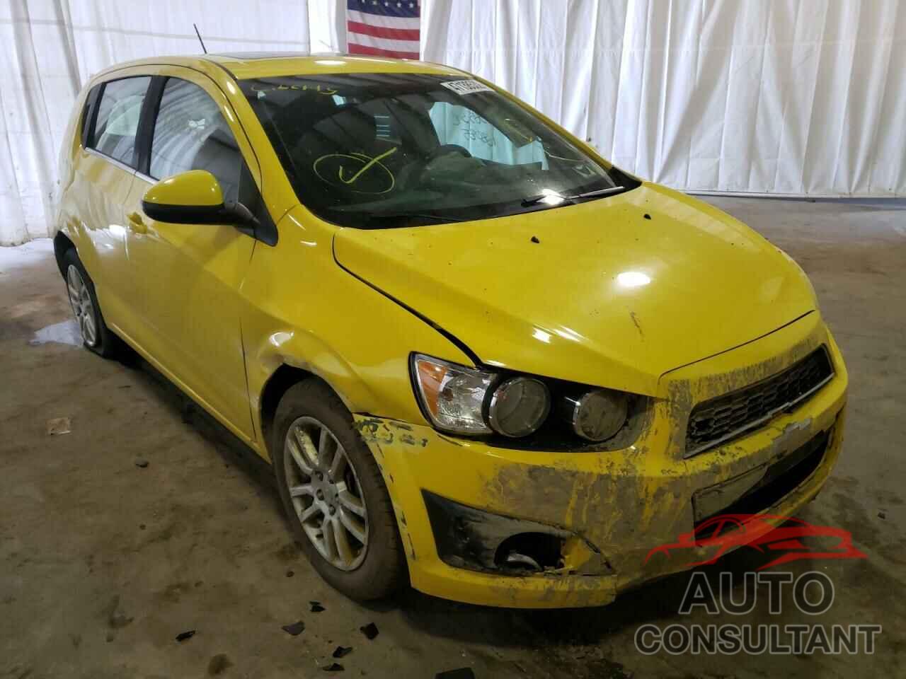 CHEVROLET SONIC 2016 - 1G1JC6SB4G4106735