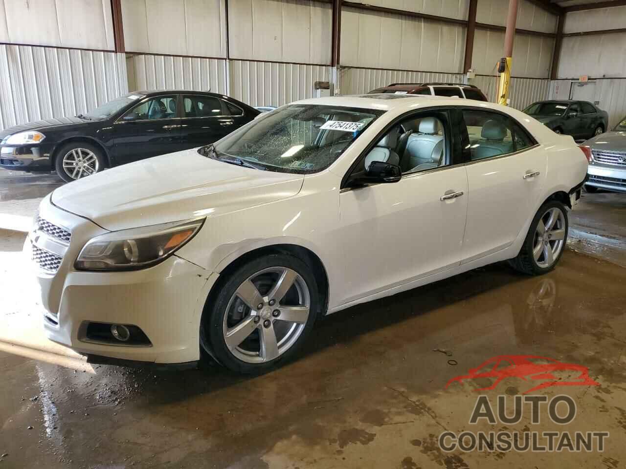 CHEVROLET MALIBU 2013 - 1G11J5SX6DF284142