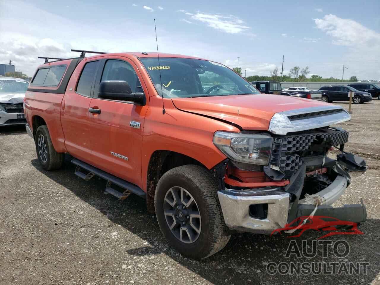 TOYOTA TUNDRA 2018 - 5TFUY5F18JX694209