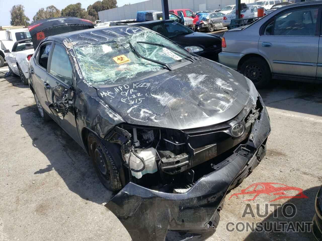 TOYOTA COROLLA 2018 - 2T1BURHE5JC112141