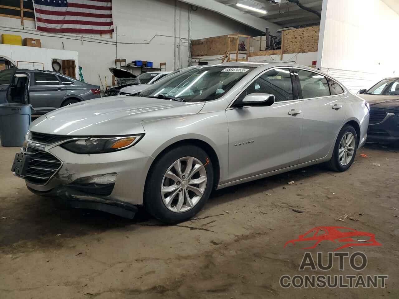 CHEVROLET MALIBU 2019 - 1G1ZD5ST8KF207504