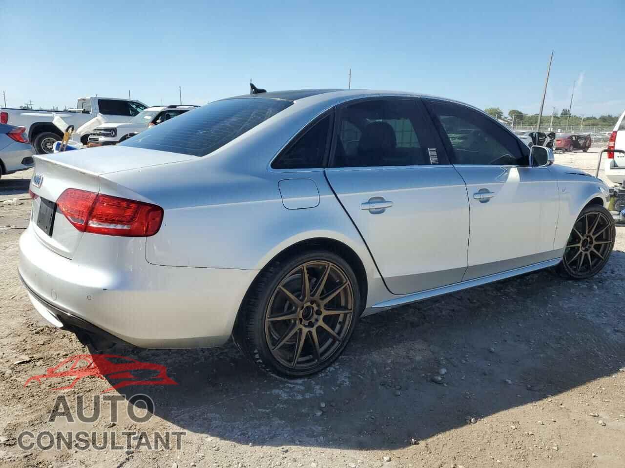 AUDI A4 2012 - WAUFFAFL8CN005189