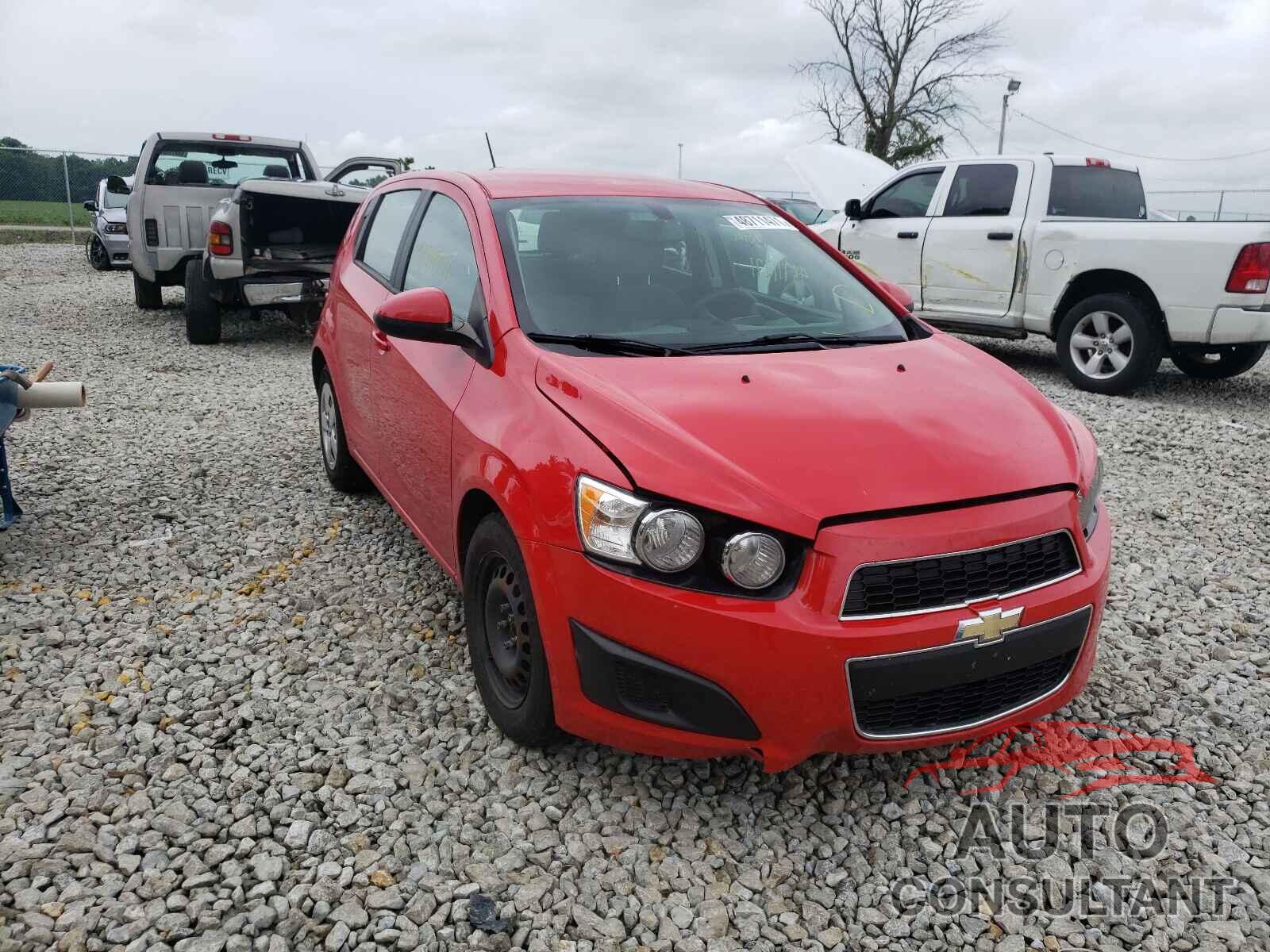 CHEVROLET SONIC 2016 - 1G1JA6SH3G4156679