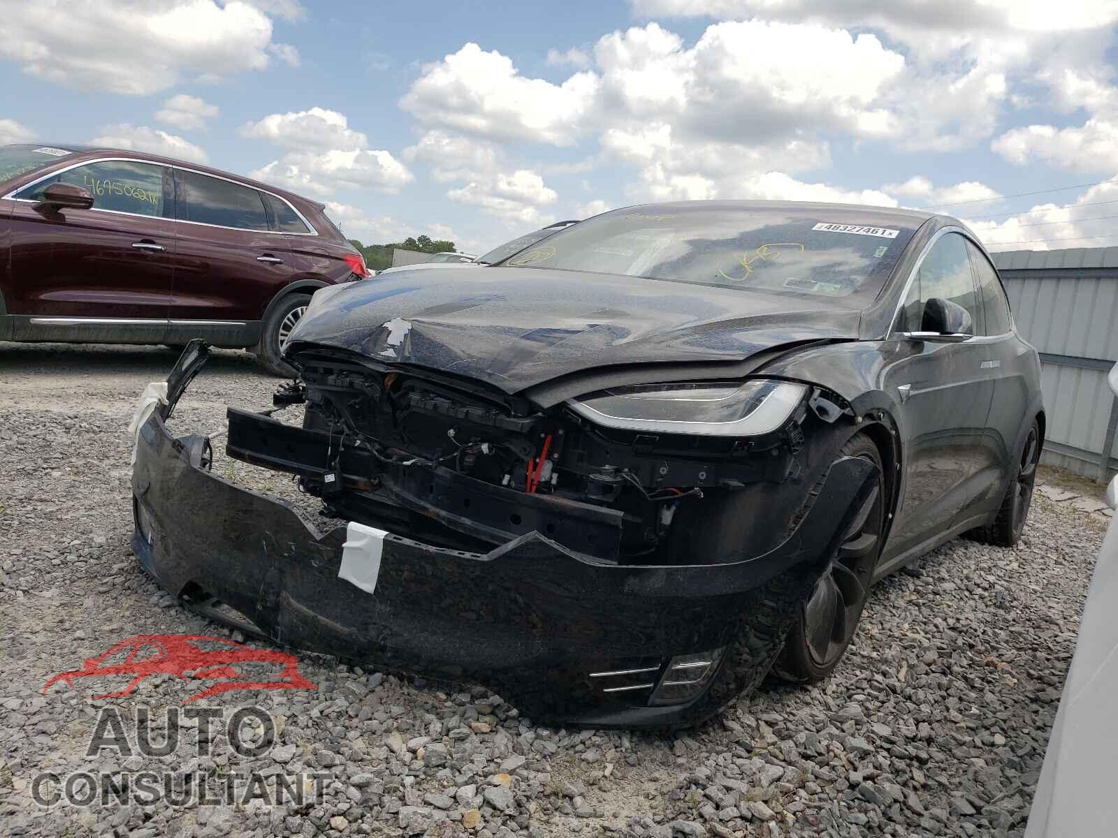 TESLA MODEL X 2017 - 5YJXCDE23HF077143