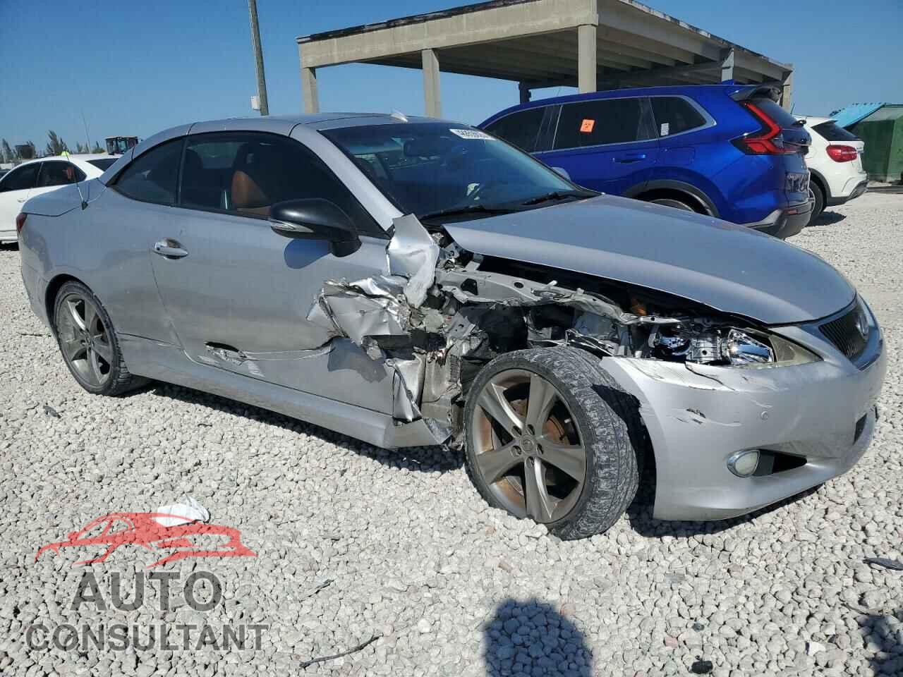 LEXUS IS 2012 - JTHFF2C24C2525894