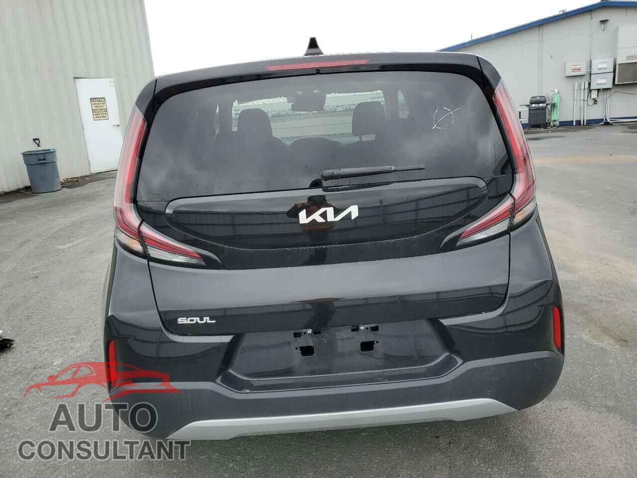 KIA SOUL 2023 - KNDJ23AU8P7888564