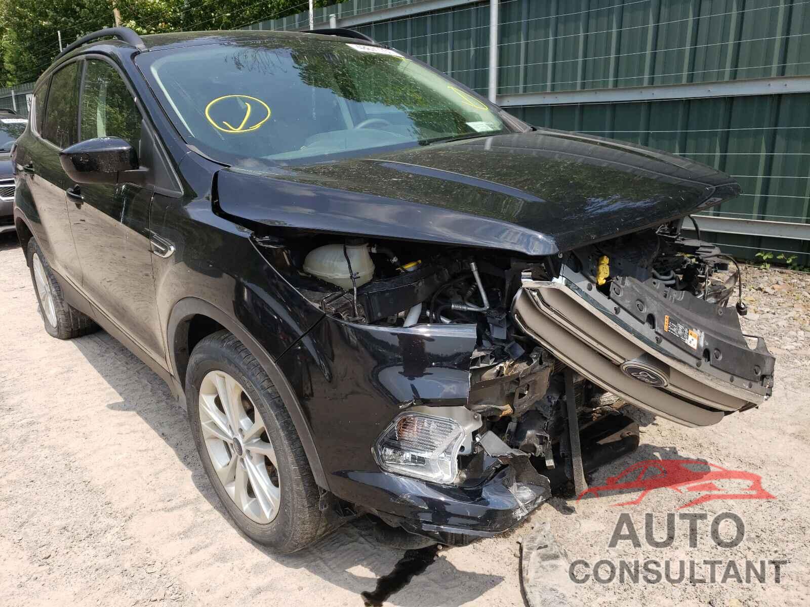 FORD ESCAPE 2017 - 1FMCU0GD2HUD57724