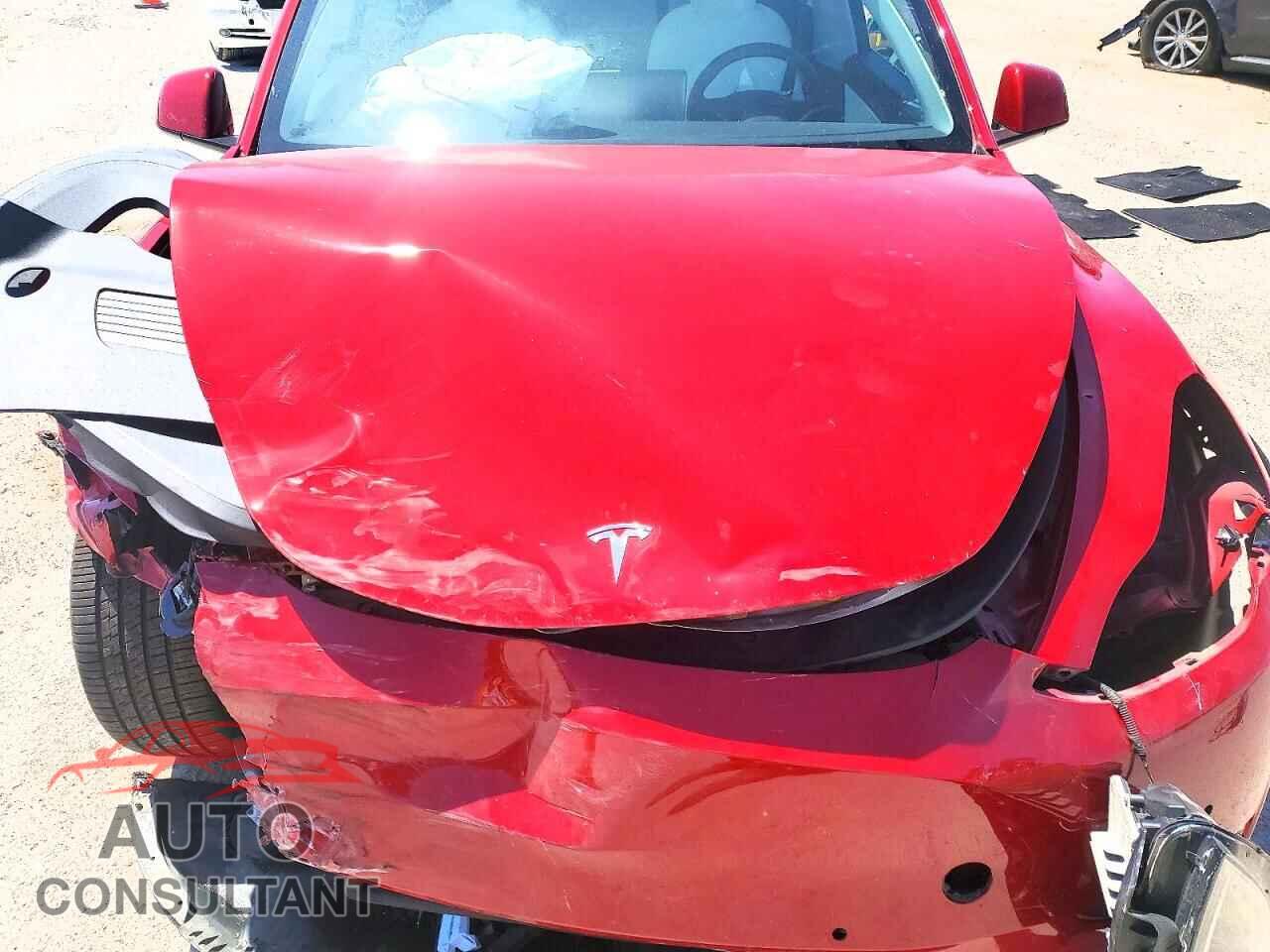 TESLA MODEL Y 2021 - 5YJYGDEE0MF061334