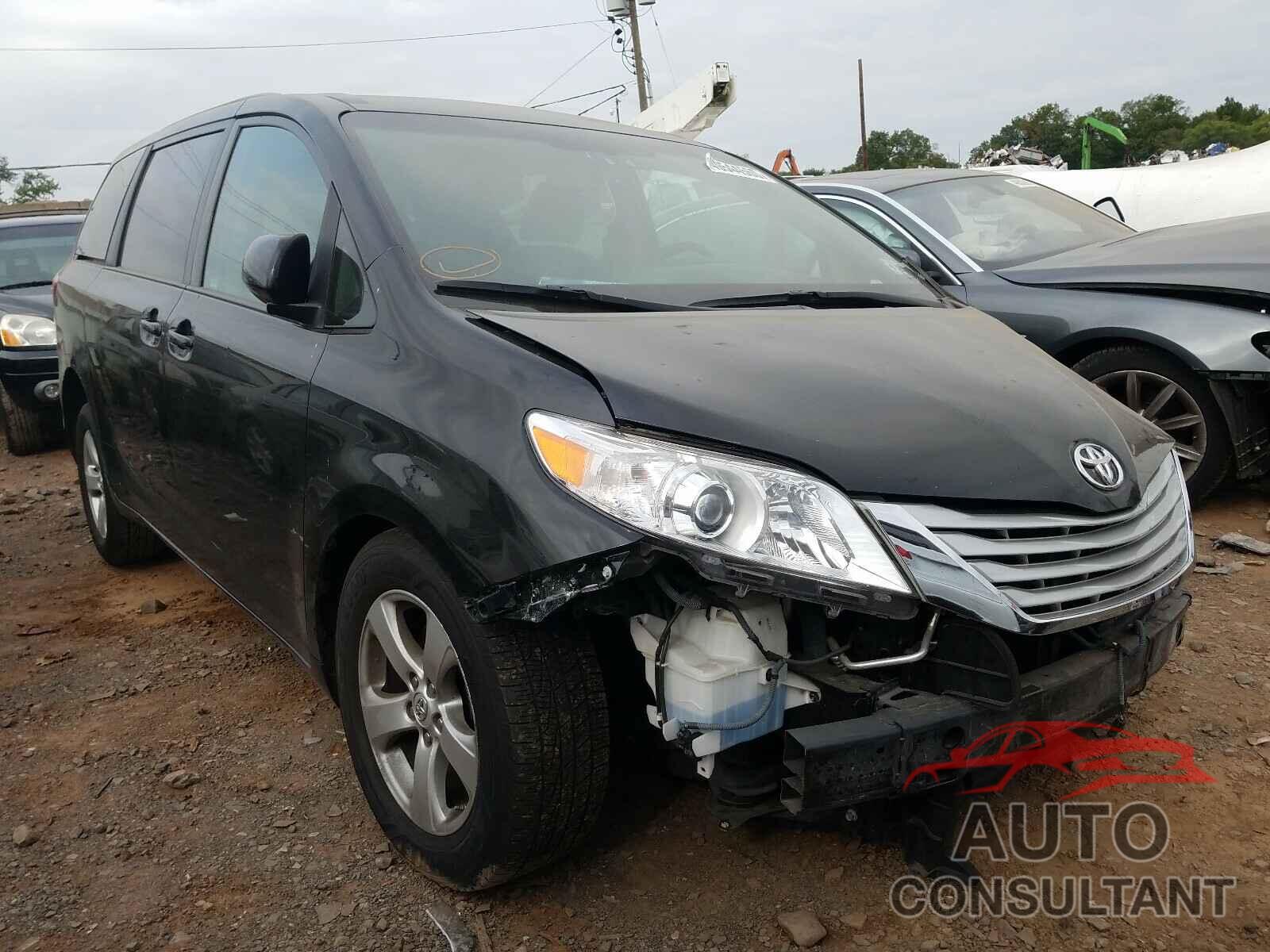 TOYOTA SIENNA 2017 - 5TDKZ3DC7HS835624