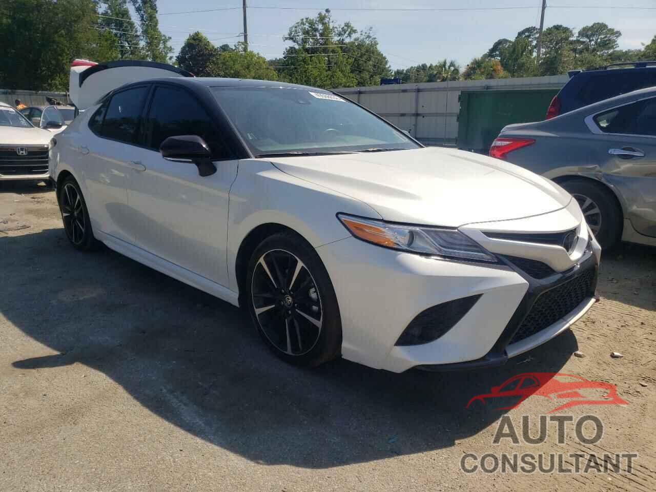 TOYOTA CAMRY 2020 - 4T1K61AK3LU365584