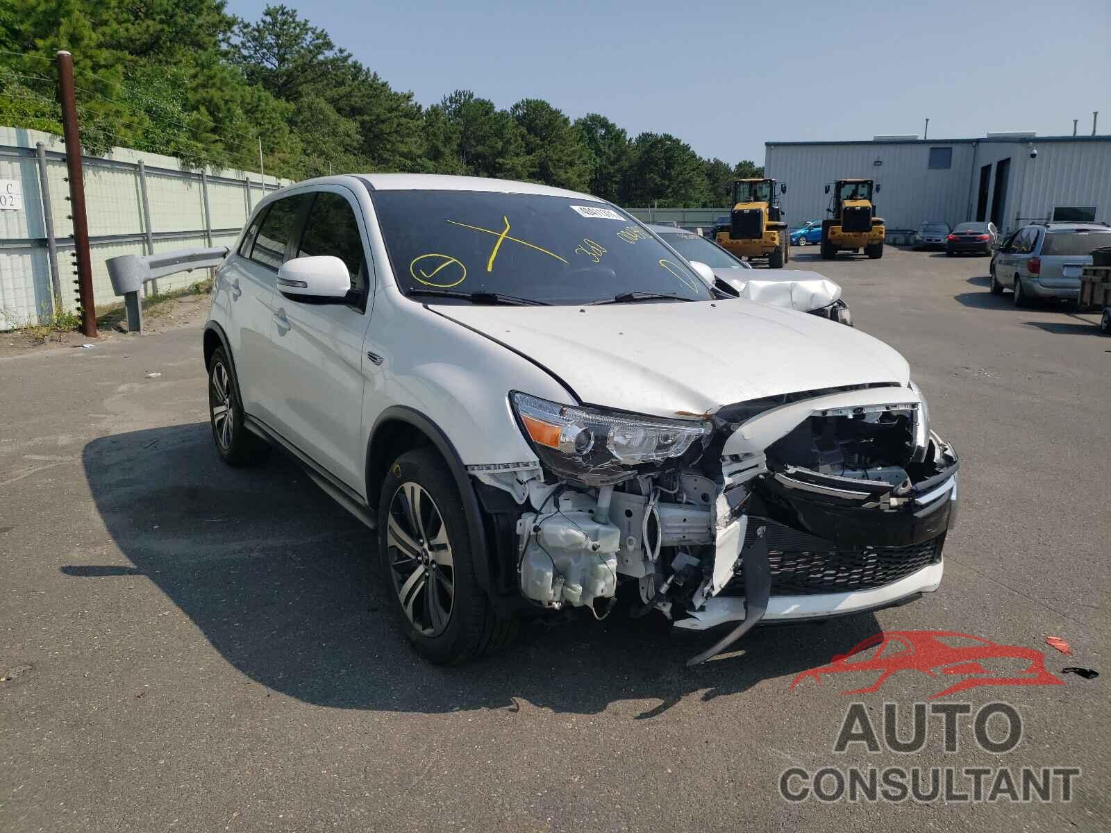MITSUBISHI OUTLANDER 2019 - JA4AP3AU5KU004392