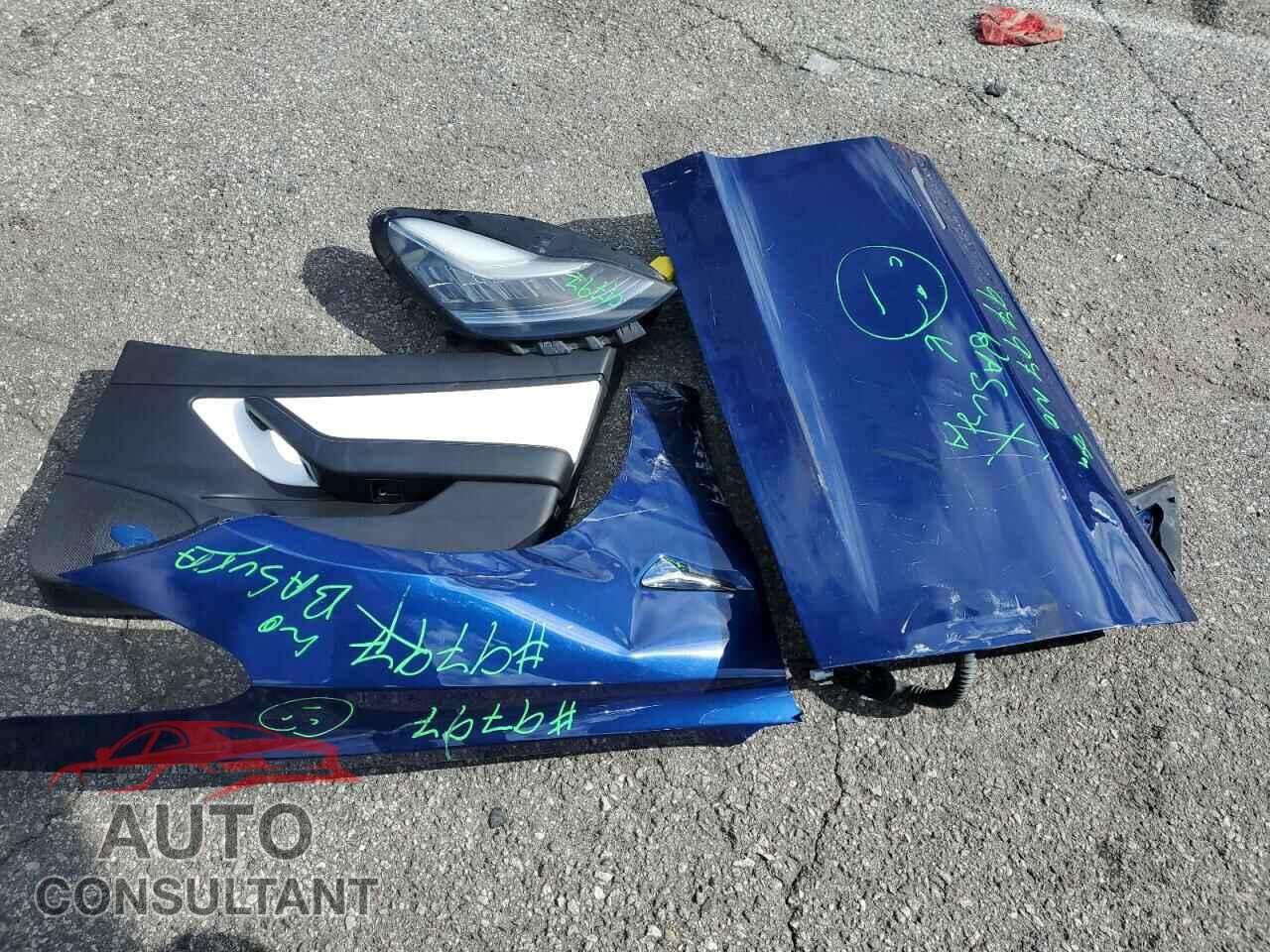 TESLA MODEL 3 2019 - 5YJ3E1EB9KF407298