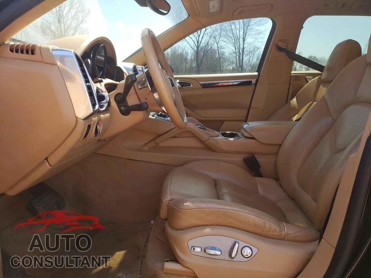 PORSCHE CAYENNE 2017 - WP1AA2A21HKA85796
