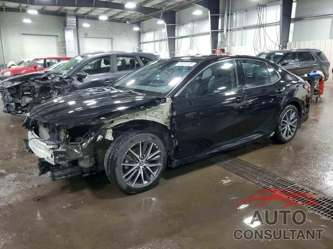 TOYOTA CAMRY 2022 - 4T1F11AK8NU064392
