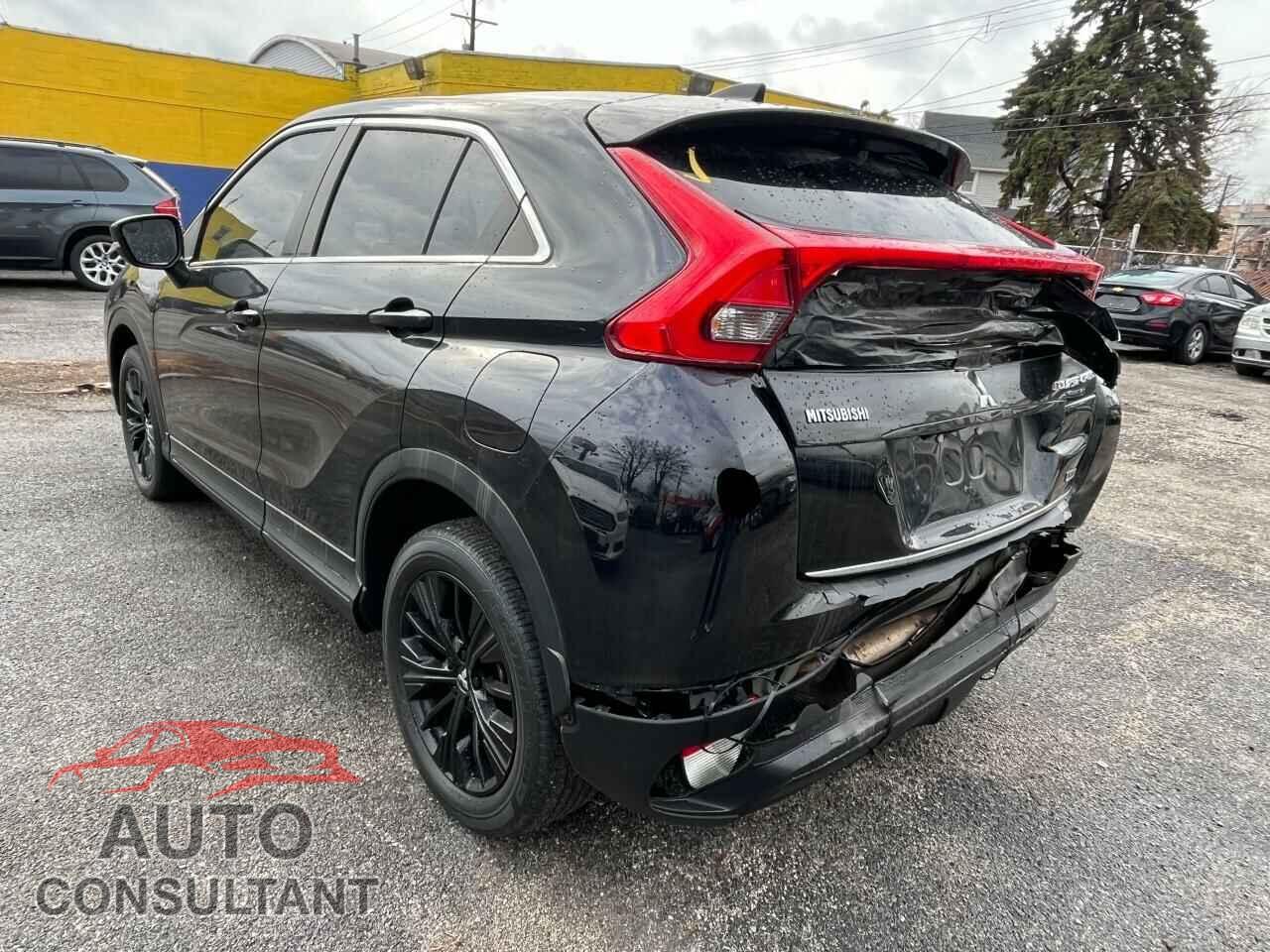 MITSUBISHI ECLIPSE 2018 - JA4AT4AA3JZ047878