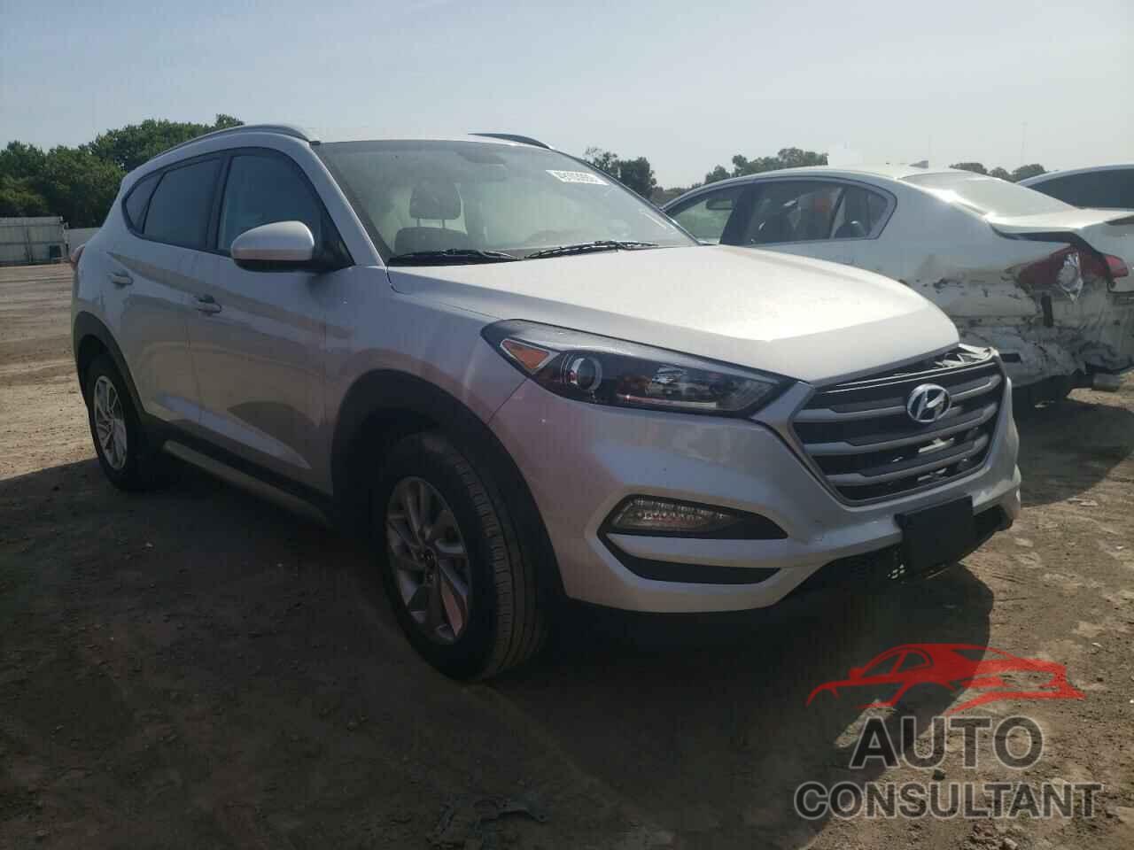 HYUNDAI TUCSON 2017 - KM8J3CA42HU303389
