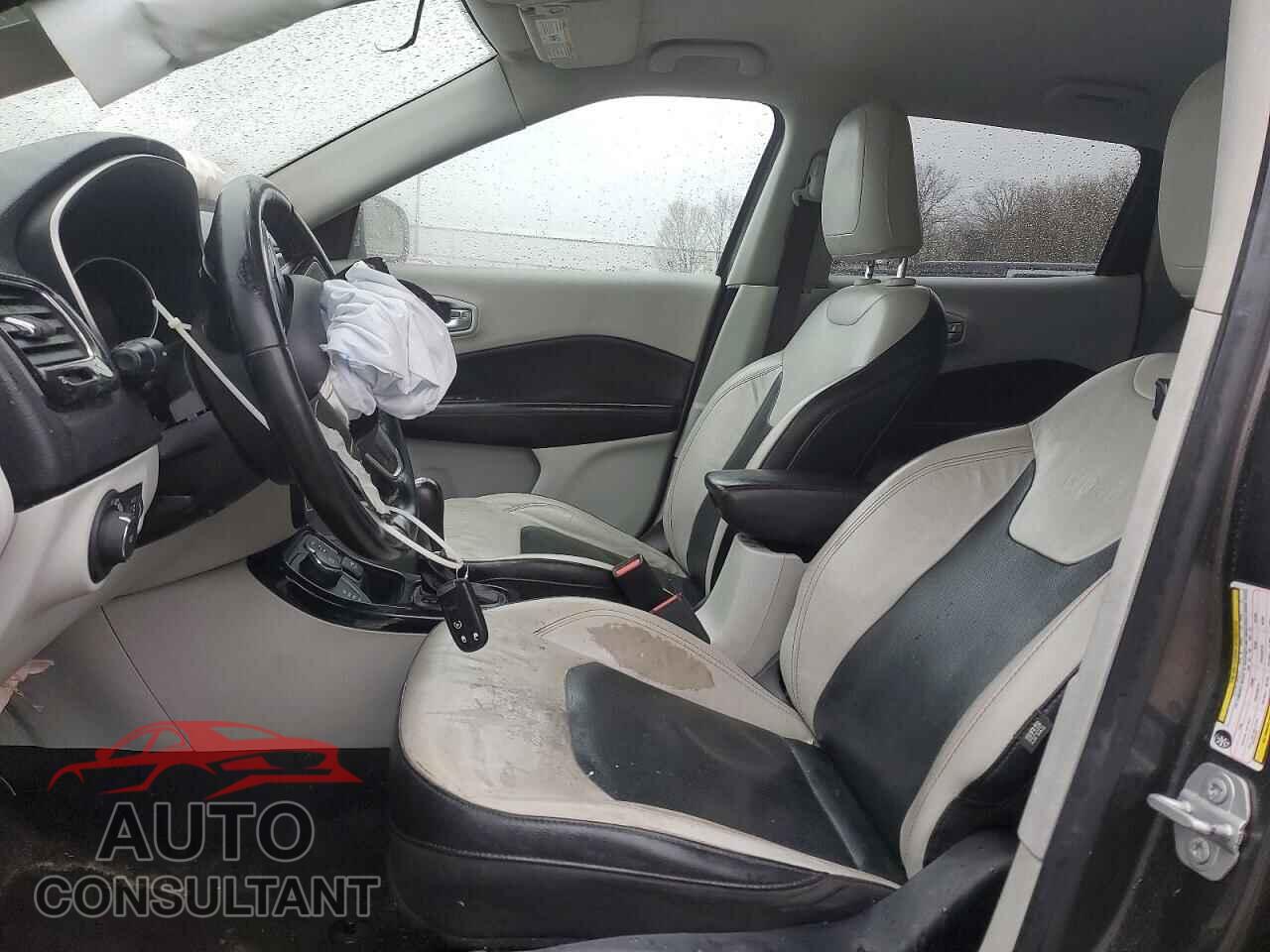 JEEP COMPASS 2020 - 3C4NJDCB1LT234050