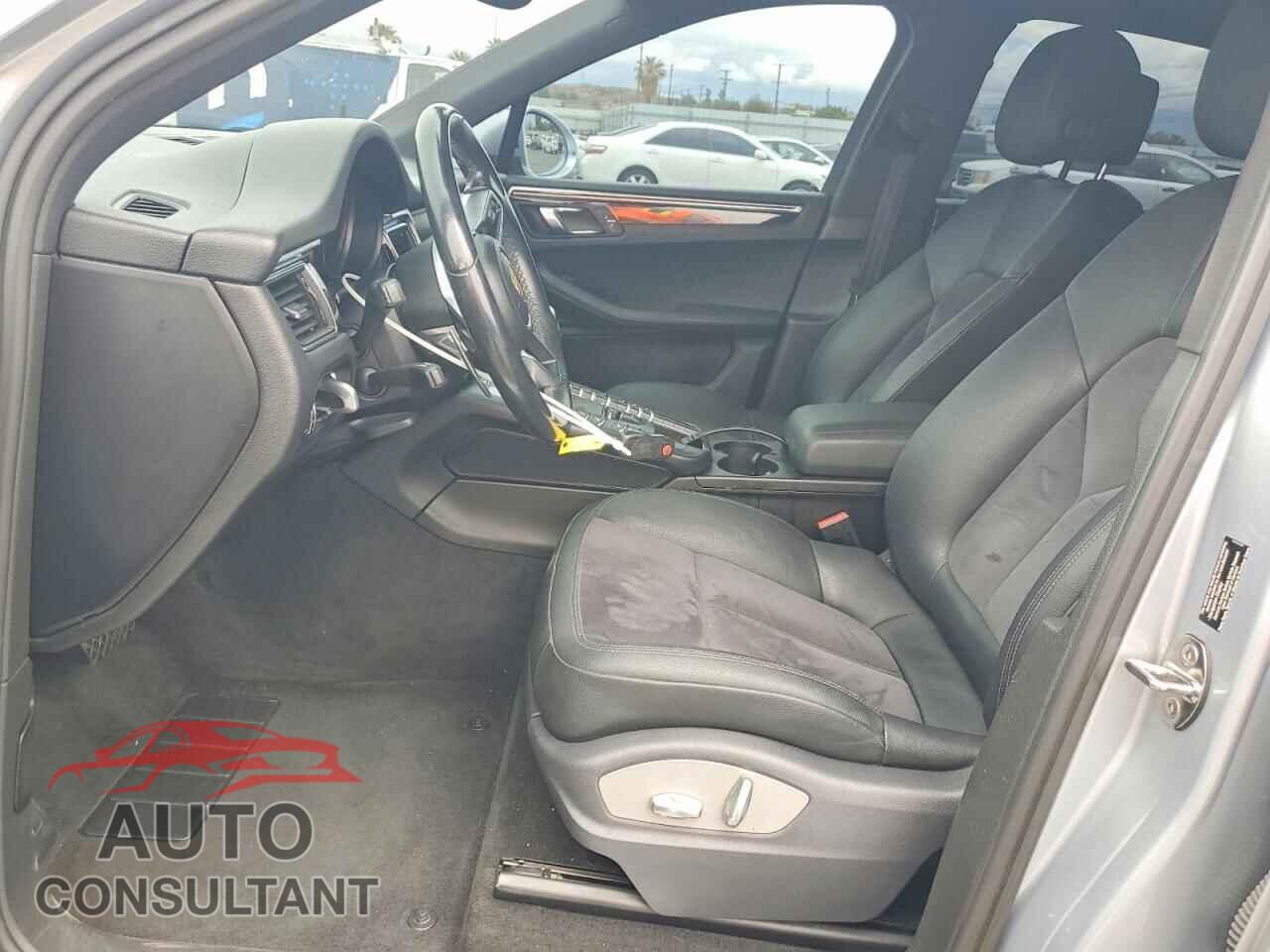 PORSCHE MACAN 2015 - WP1AB2A5XFLB58596