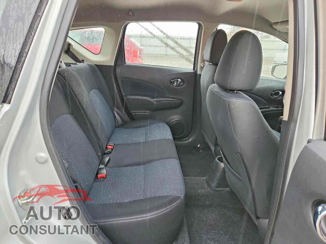 NISSAN VERSA NOTE 2018 - 3N1CE2CP0JL352568