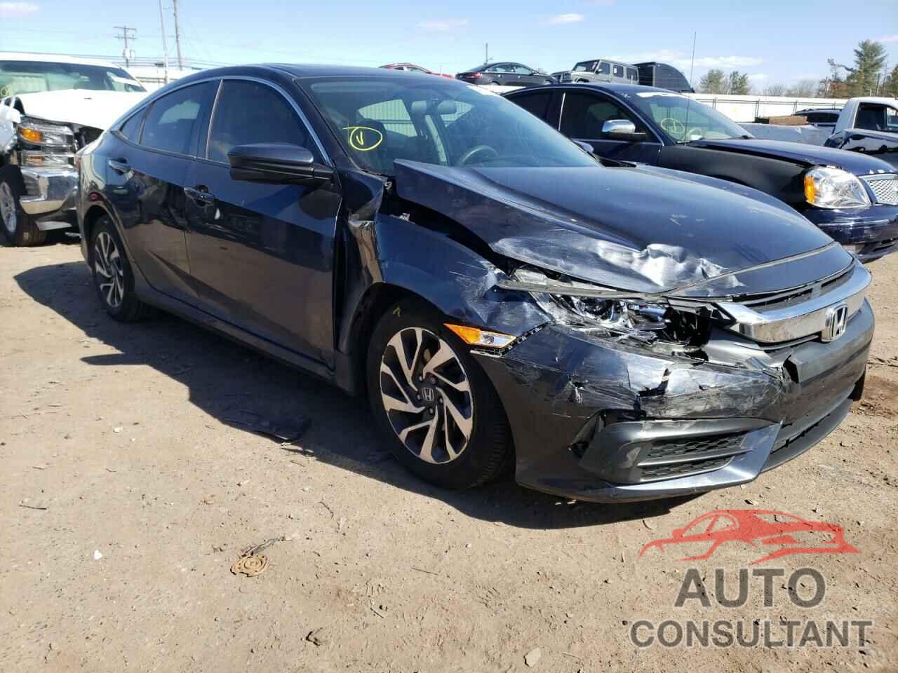 HONDA CIVIC 2018 - 2HGFC2F71JH556284