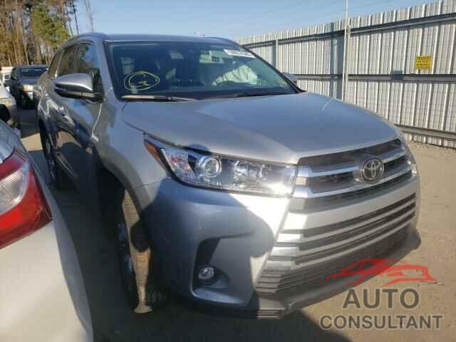 TOYOTA HIGHLANDER 2019 - 5TDDZRFH3KS957523