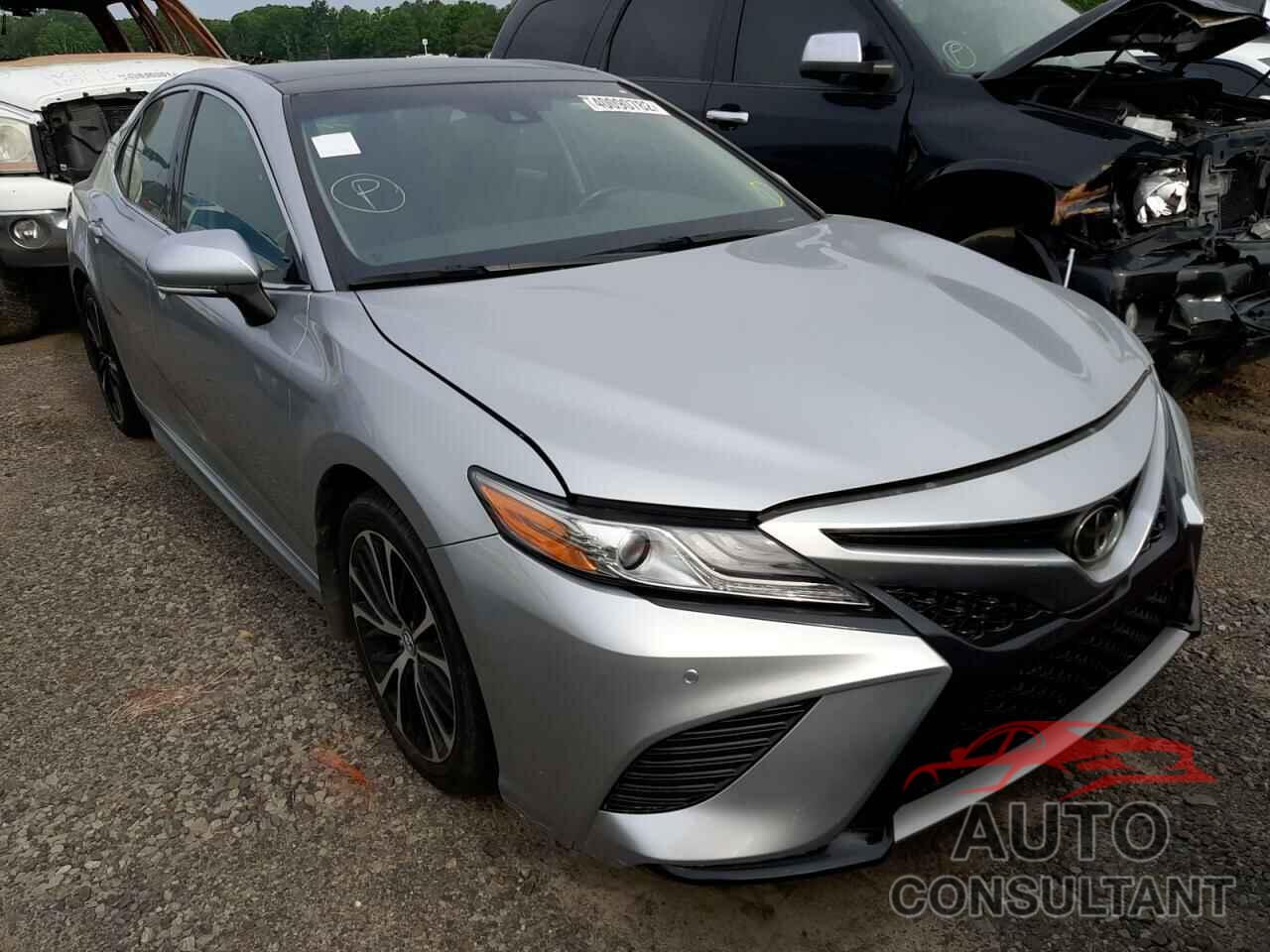 TOYOTA CAMRY 2018 - 4T1B61HK2JU051752