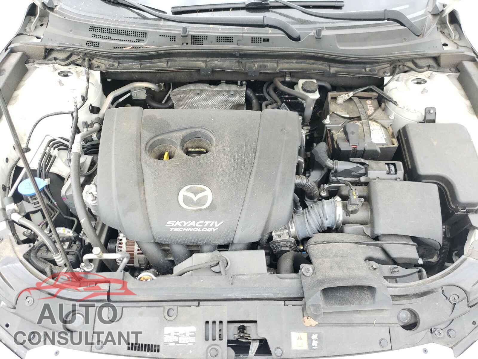 MAZDA 3 2017 - 3MZBN1K77HM104081
