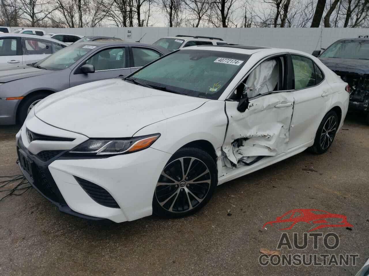 TOYOTA CAMRY 2018 - JTNB11HK8J3000437