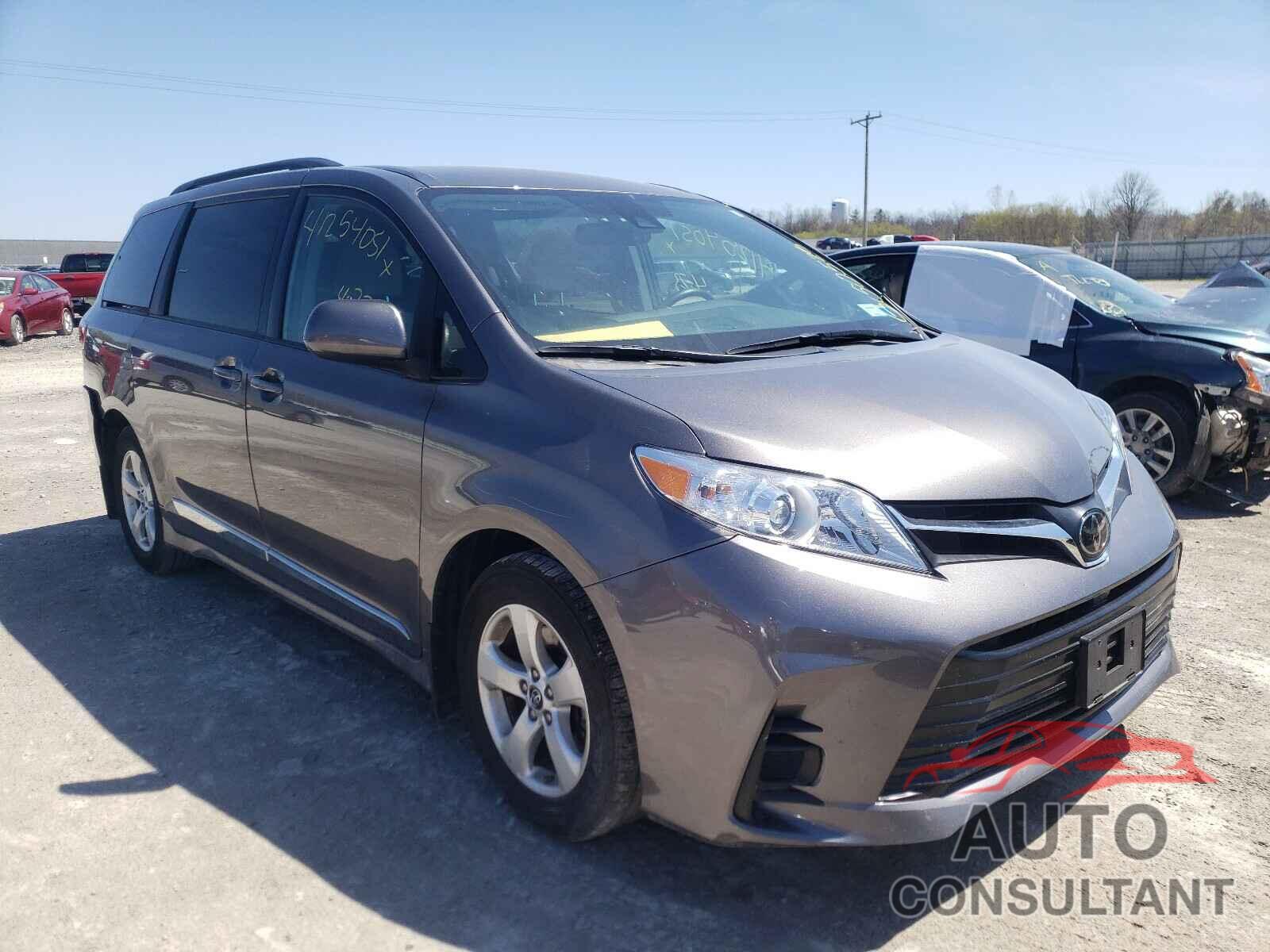 TOYOTA SIENNA 2018 - 5TDKZ3DC7JS928570