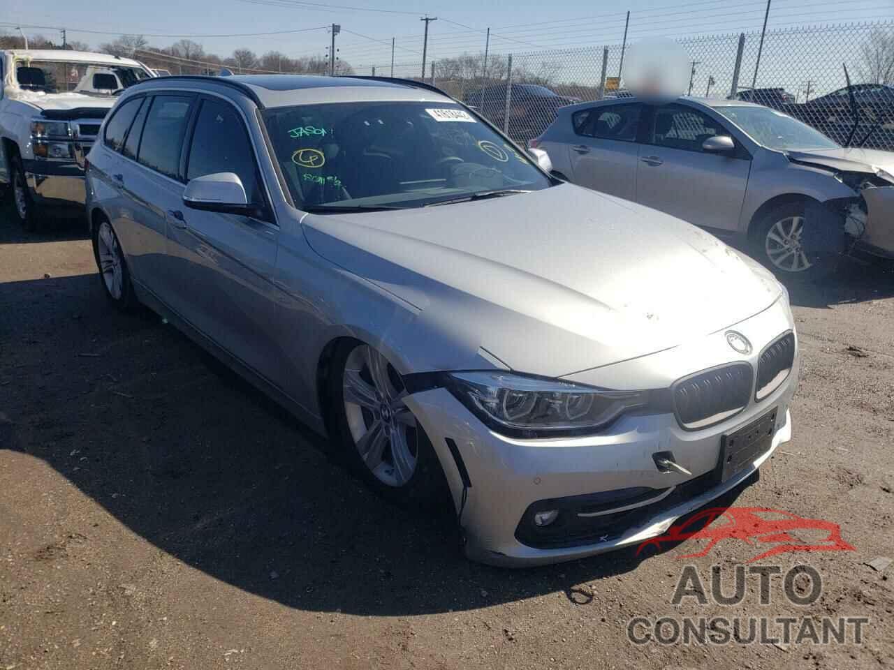 BMW 3 SERIES 2018 - WBA8K3C51JA483643